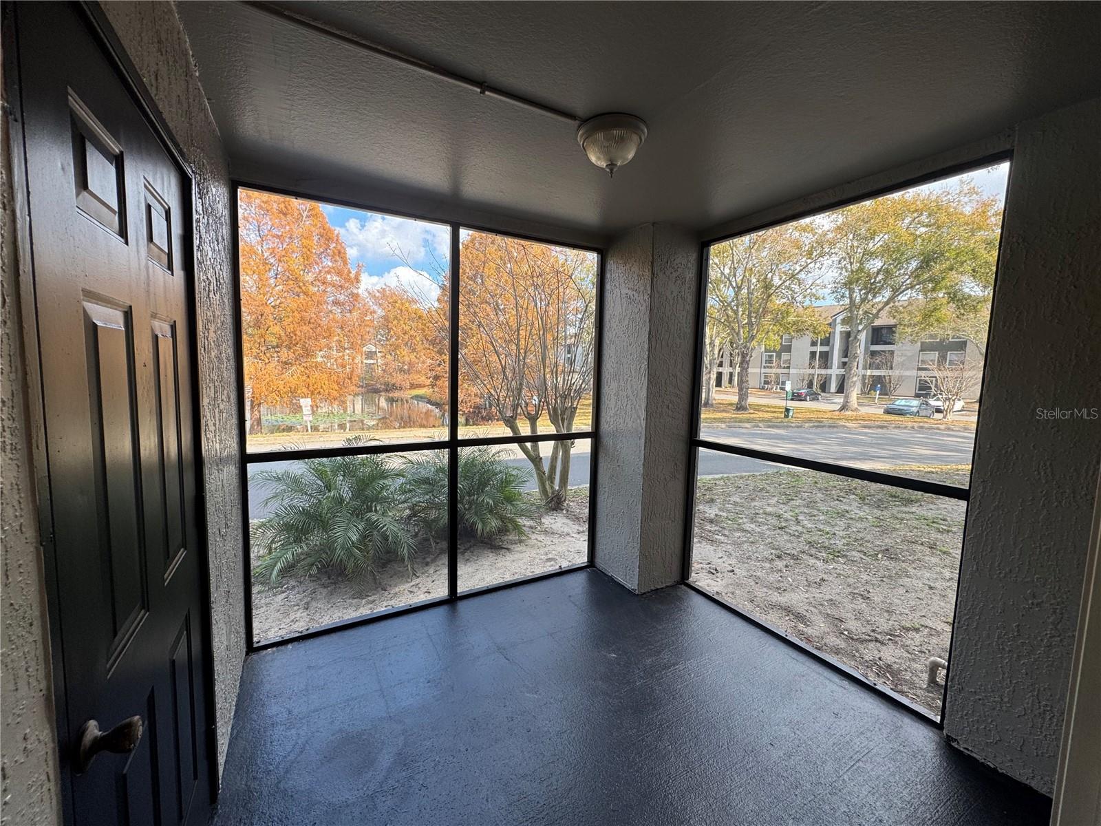 SANDLAKE PRIVATE RESIDENCES - Residential