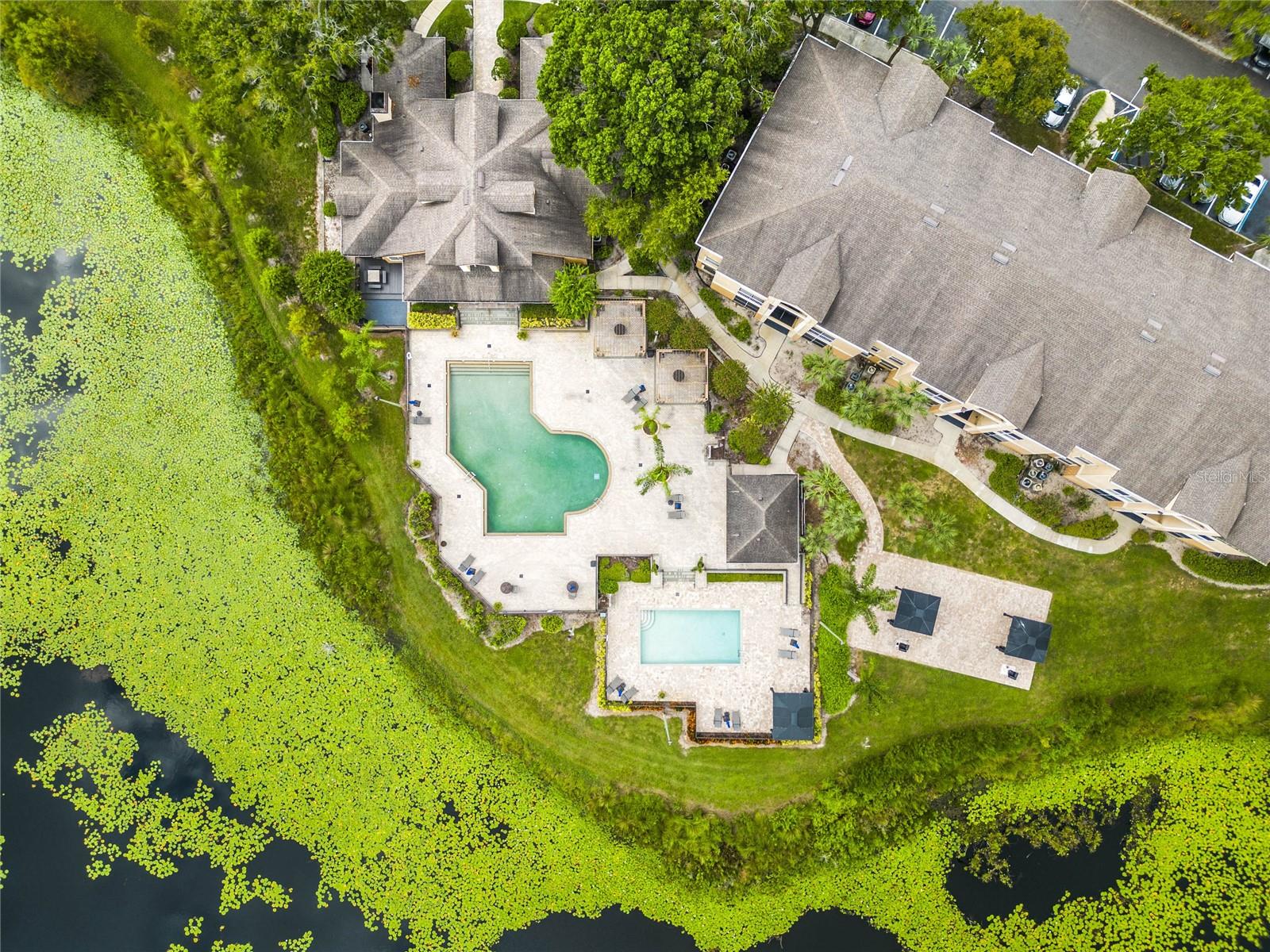 SANDLAKE PRIVATE RESIDENCES - Residential