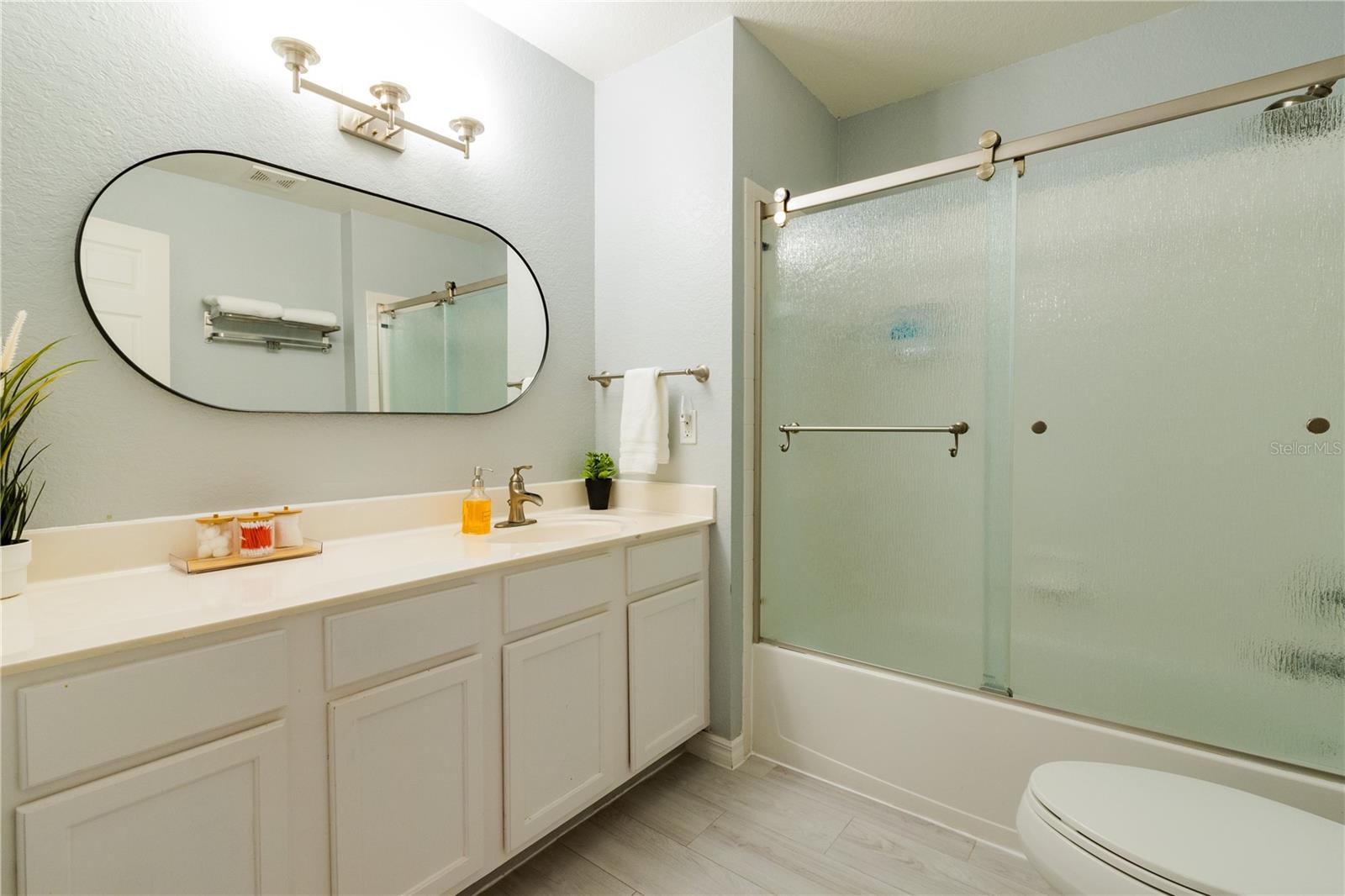 VENETIAN BAY VILLAGE CONDO PH 2 - Residential