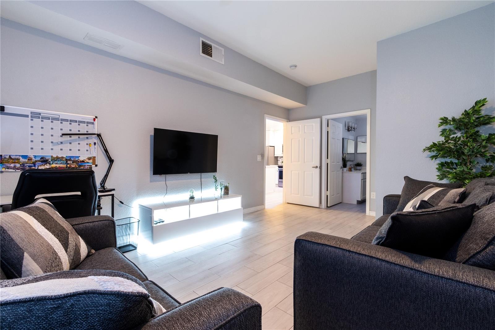 VENETIAN BAY VILLAGE CONDO PH 2 - Residential