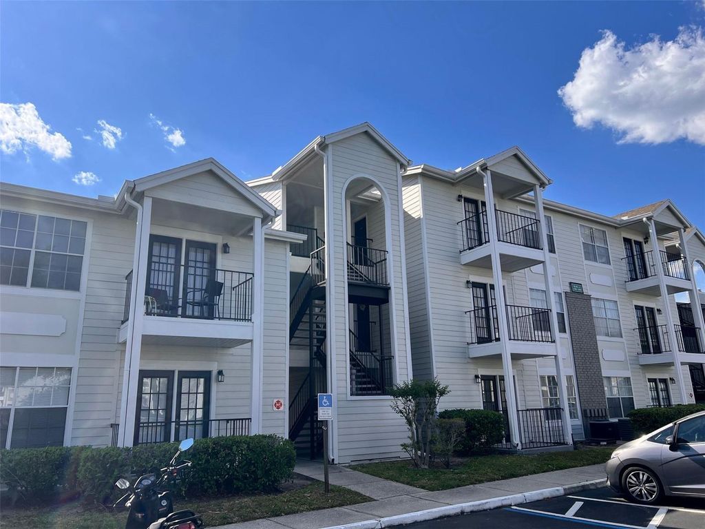 Photo of 2550 N Alafaya Trail #4107, Orlando, FL 32826 (MLS # O6404901)