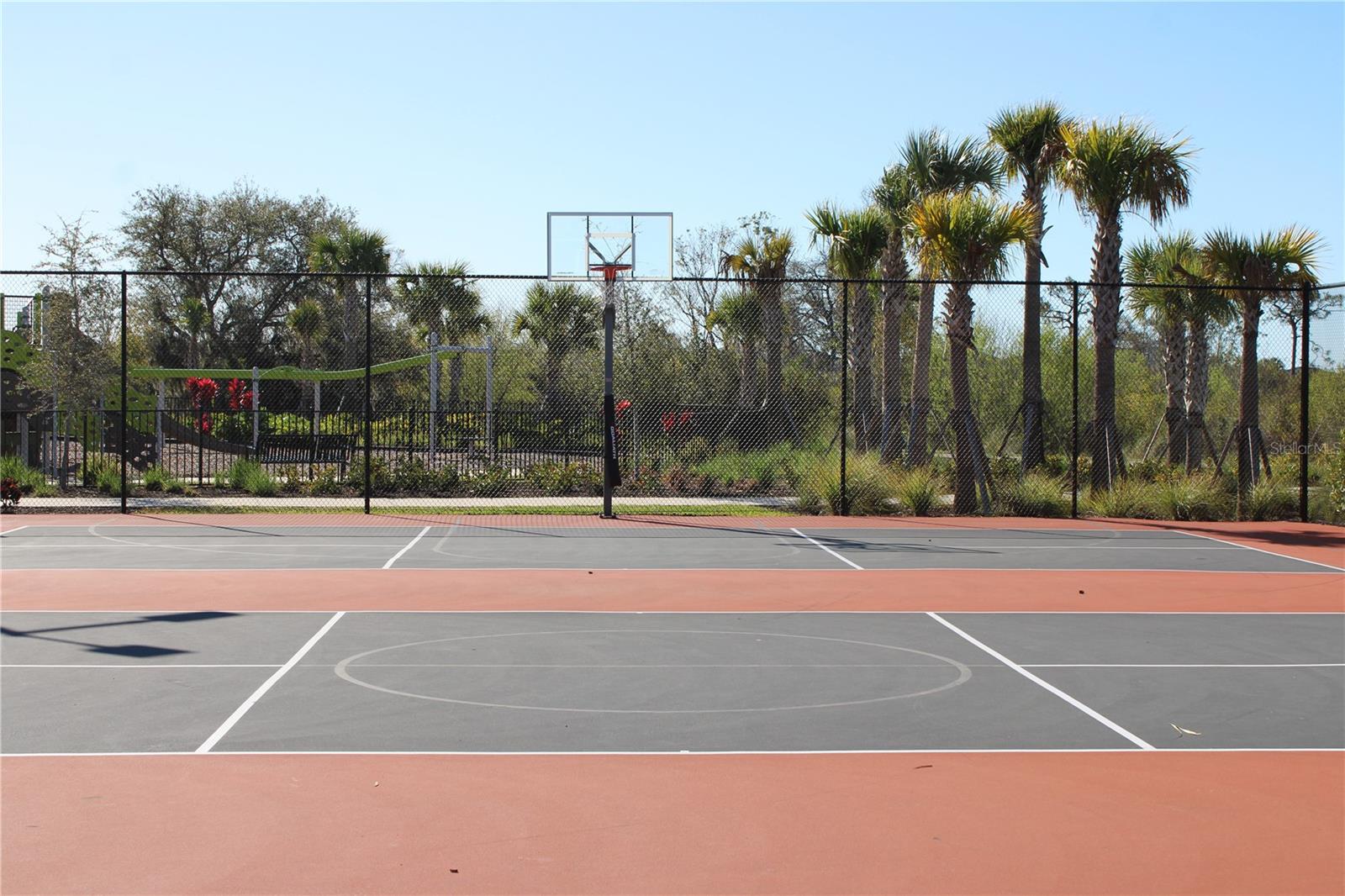 17567 CRESCENT MOON LOOP