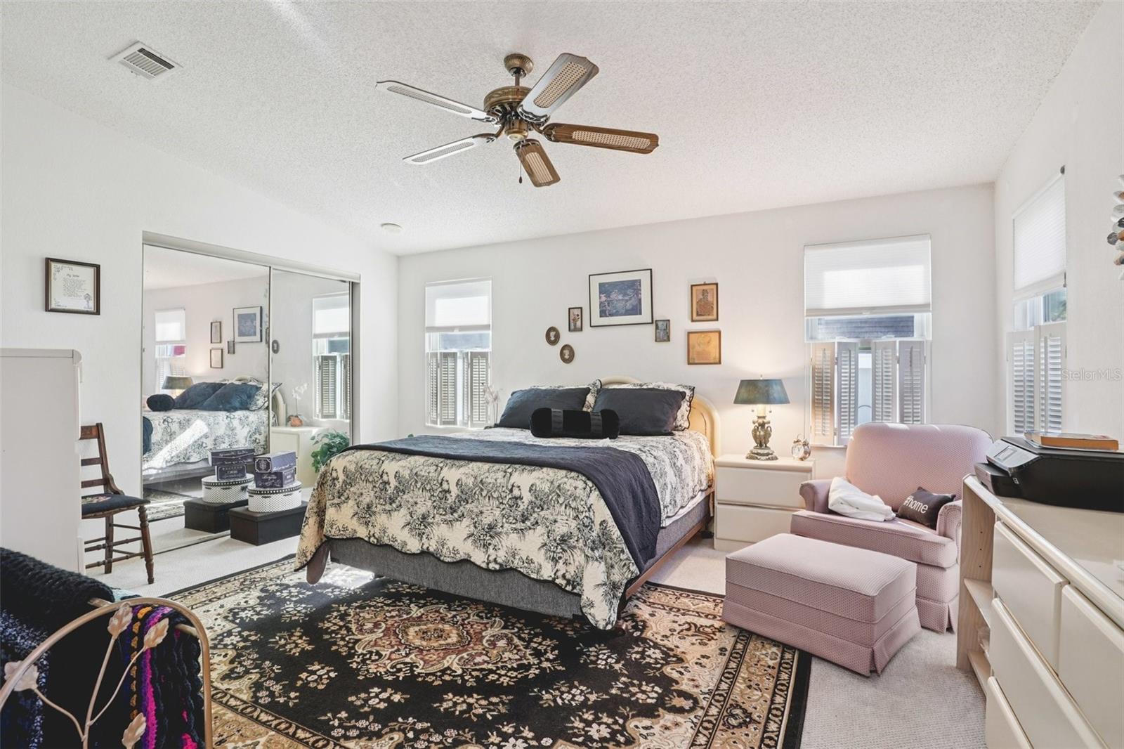 LADY LAKE ORANGE BLOSSOM GARDENS UNIT 09 - Residential