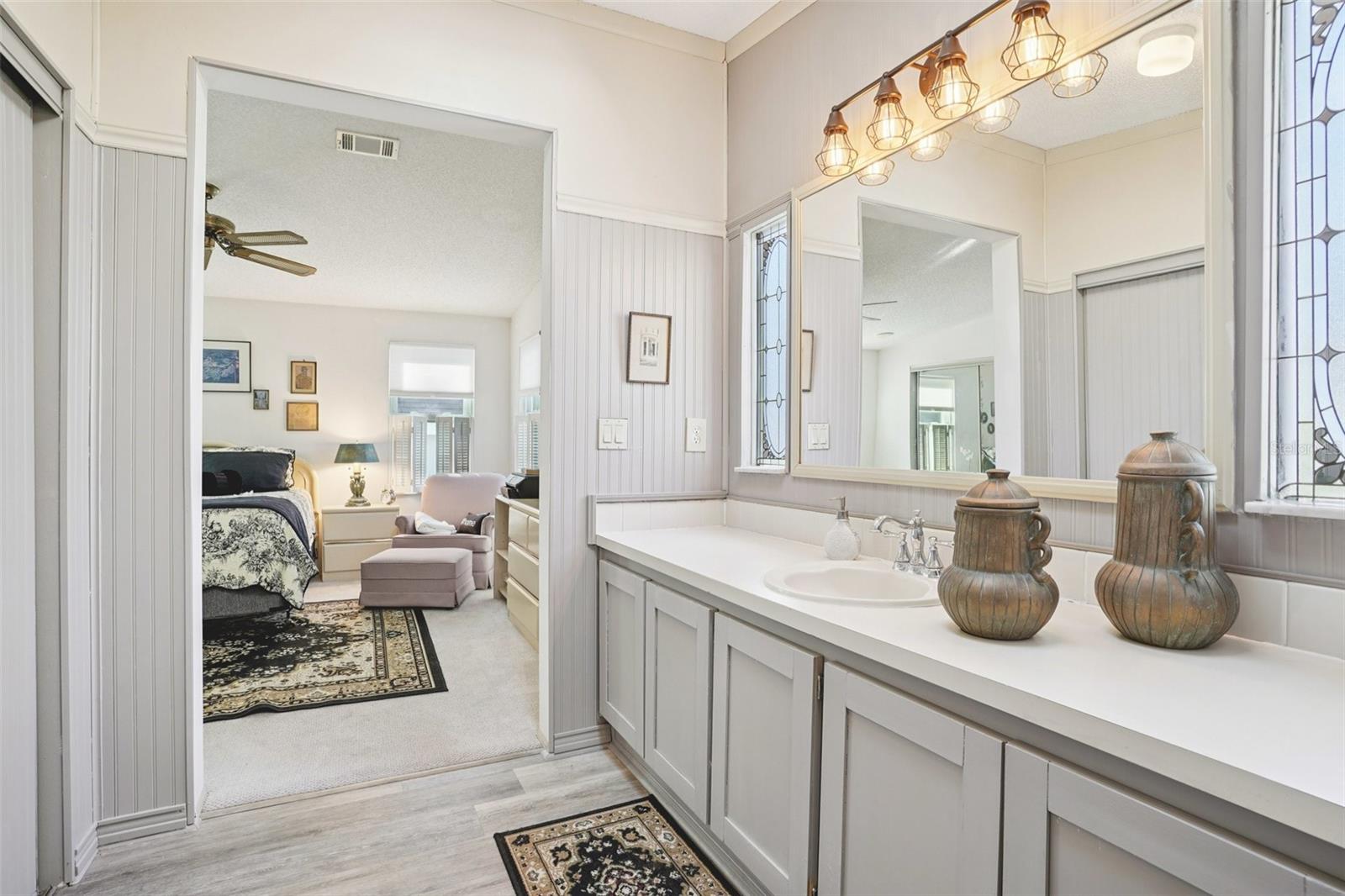 LADY LAKE ORANGE BLOSSOM GARDENS UNIT 09 - Residential