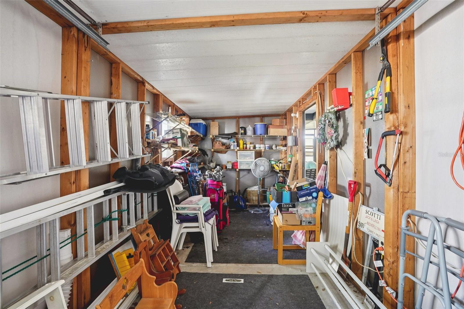 LADY LAKE ORANGE BLOSSOM GARDENS UNIT 09 - Residential