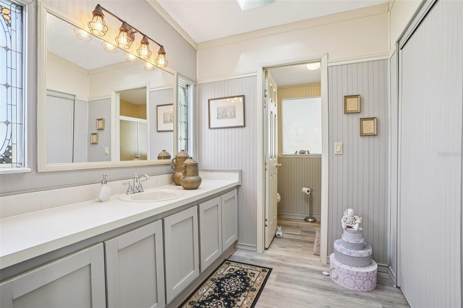 LADY LAKE ORANGE BLOSSOM GARDENS UNIT 09 - Residential