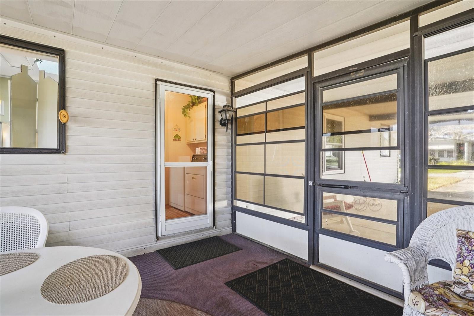 LADY LAKE ORANGE BLOSSOM GARDENS UNIT 09 - Residential