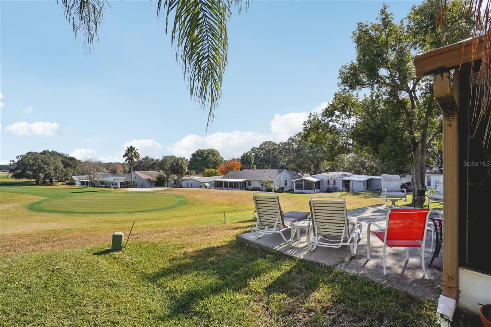 LADY LAKE ORANGE BLOSSOM GARDENS UNIT 09 - Residential