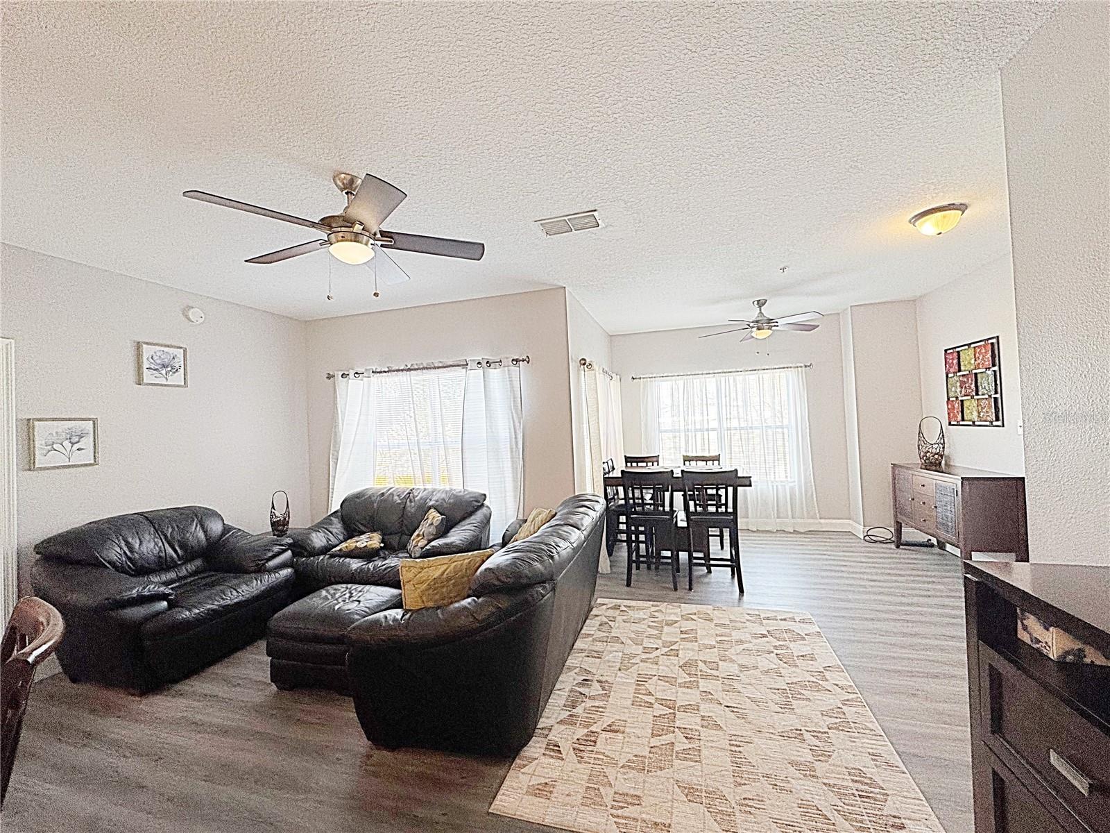 BEACHWAY CONDOS - Residential Lease