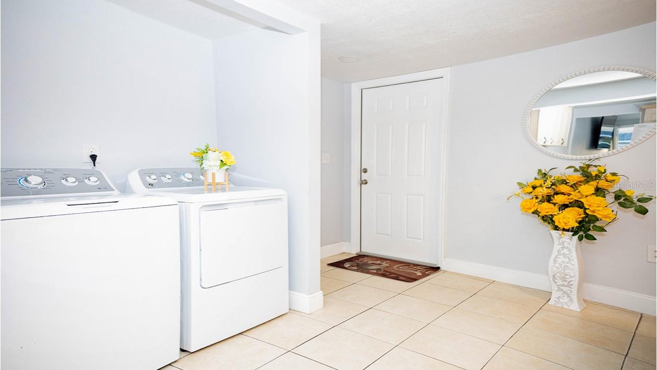 CAMEO VILLAS UNIT 5 - Residential