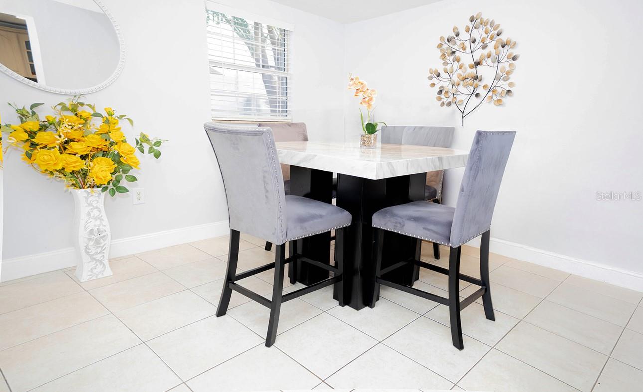 CAMEO VILLAS UNIT 5 - Residential