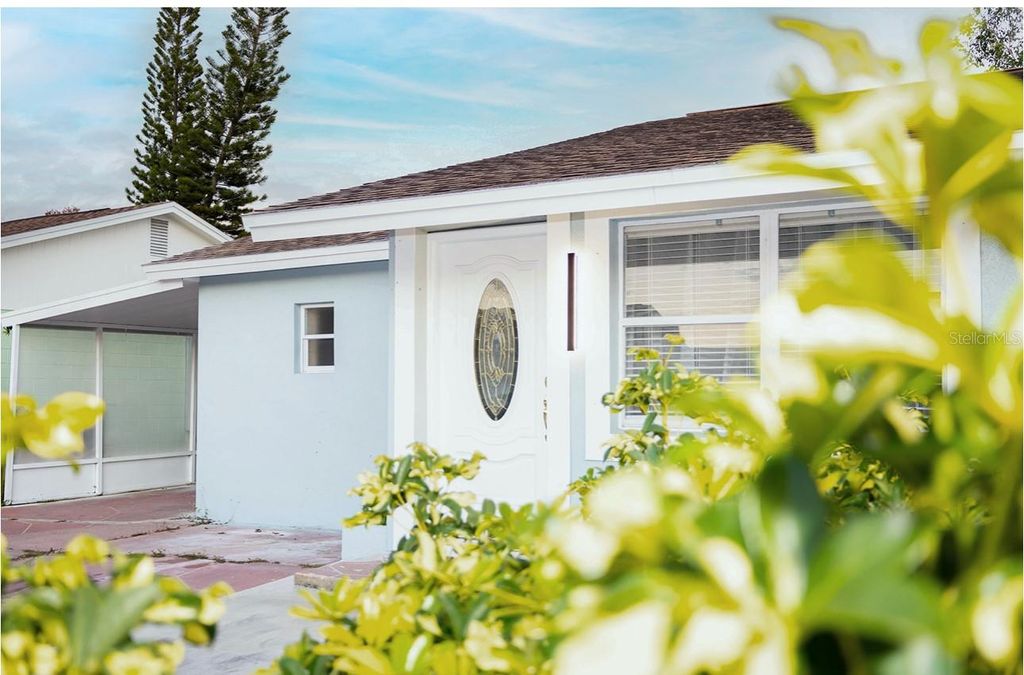 Photo of 8905 Rocky Run Court, Tampa, FL 33634 (MLS # TB8458765)