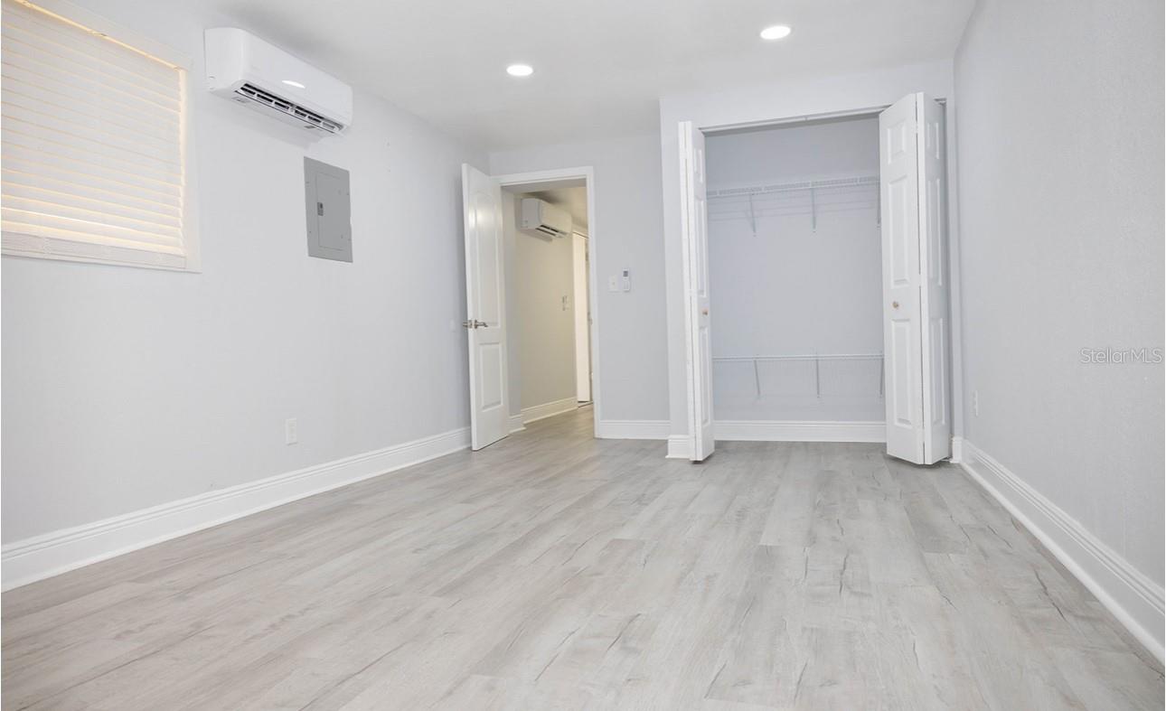 CAMEO VILLAS UNIT 5 - Residential