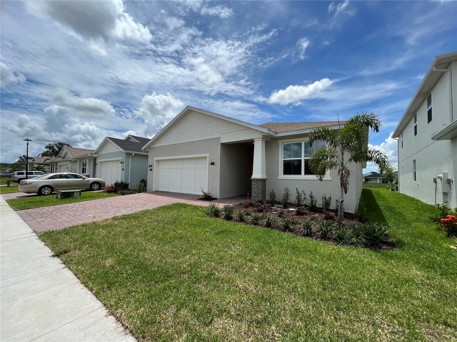 RIVERSIDE OAKS PH 3 - Residential Lease