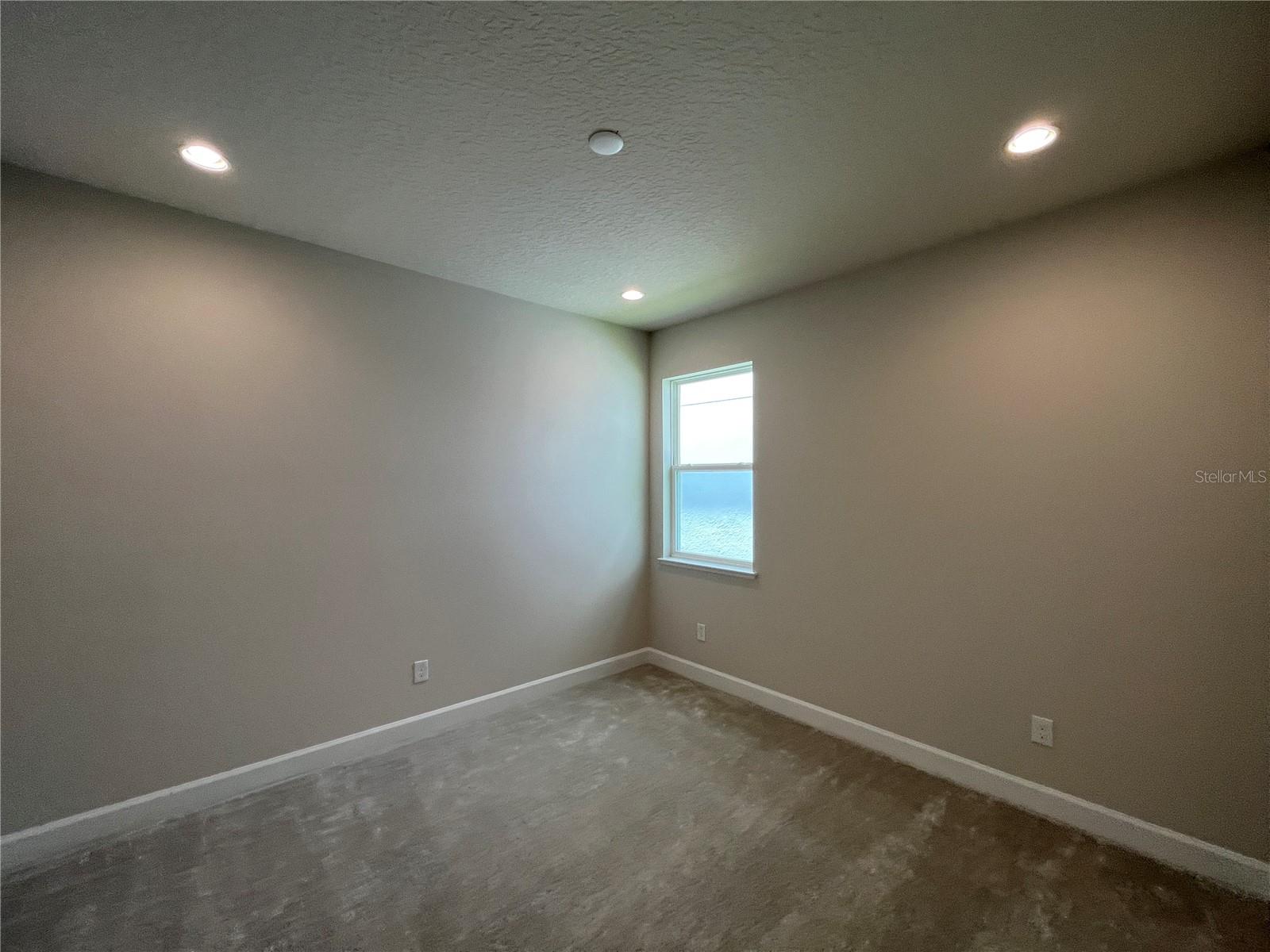 RIVERSIDE OAKS PH 3 - Residential Lease