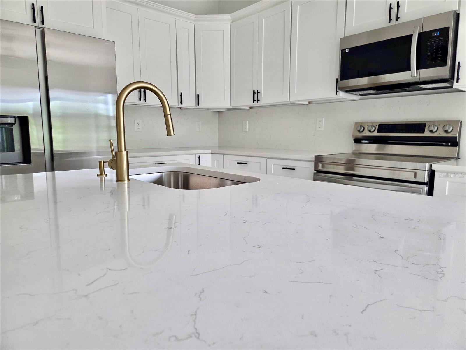 ROTONDA LAKES - Residential