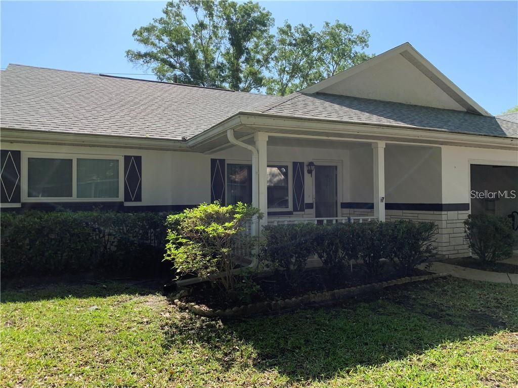 Great 2 bedroom, 2 bath Villa in On Top of the World, Ocala's premier 55+ Resort Community for Rent. Long Term (12 month) or more) rental. Beautiful villa with lovely floor plan. If you are thinking about moving to Ocala, you might want to rent for a year first. Come take a look before this beautiful villa is leased.