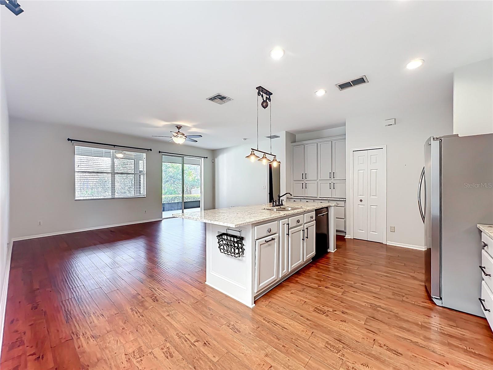 AVALON PARK SOUTH PH 01 - Residential