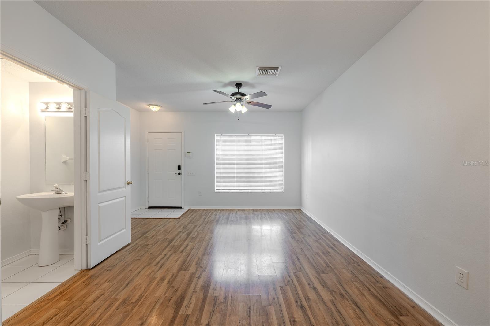 REGENCY KEY TWNHMS - Residential