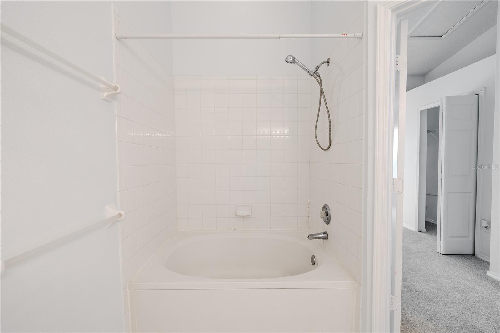 REGENCY KEY TWNHMS - Residential