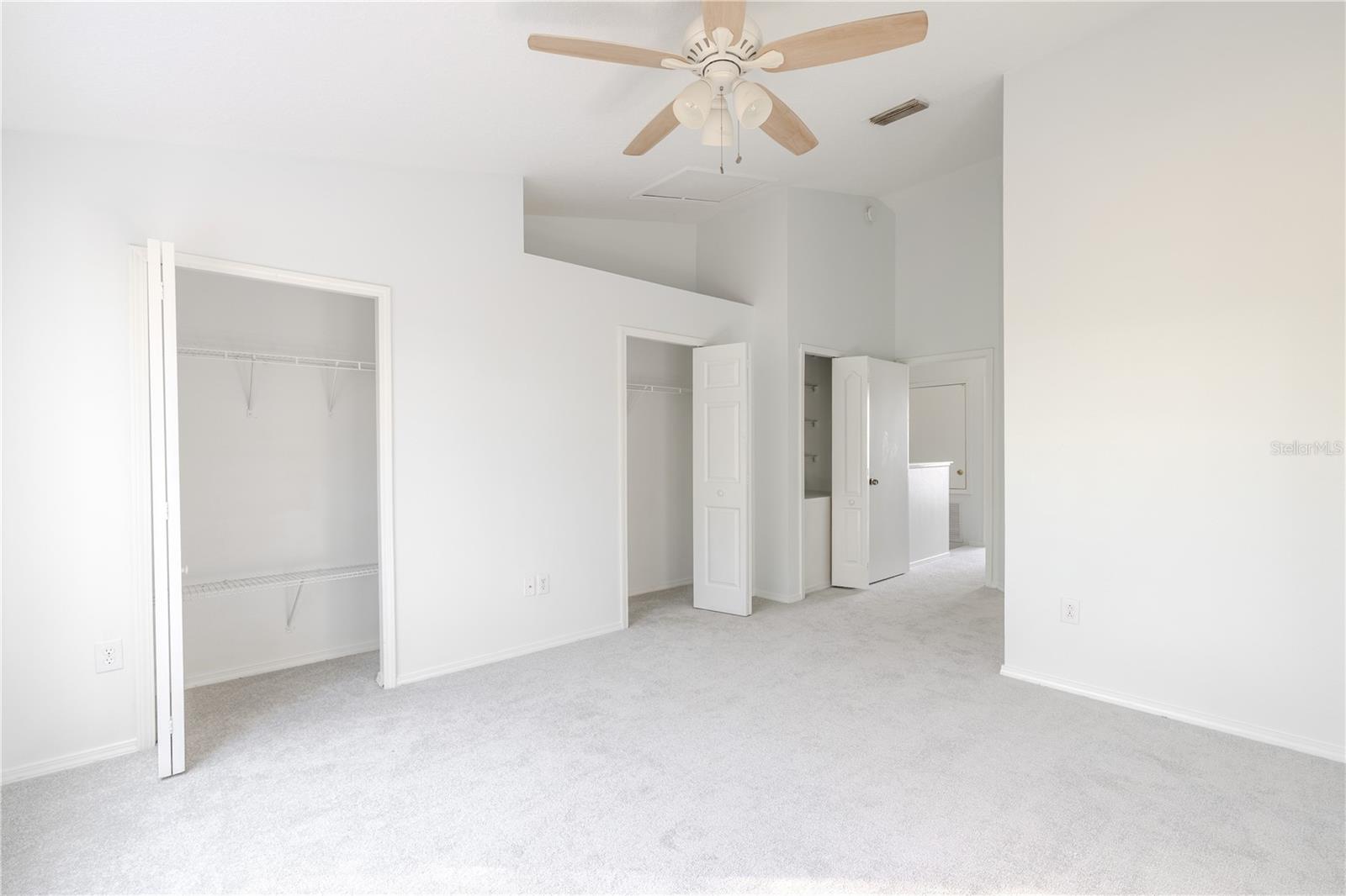 REGENCY KEY TWNHMS - Residential