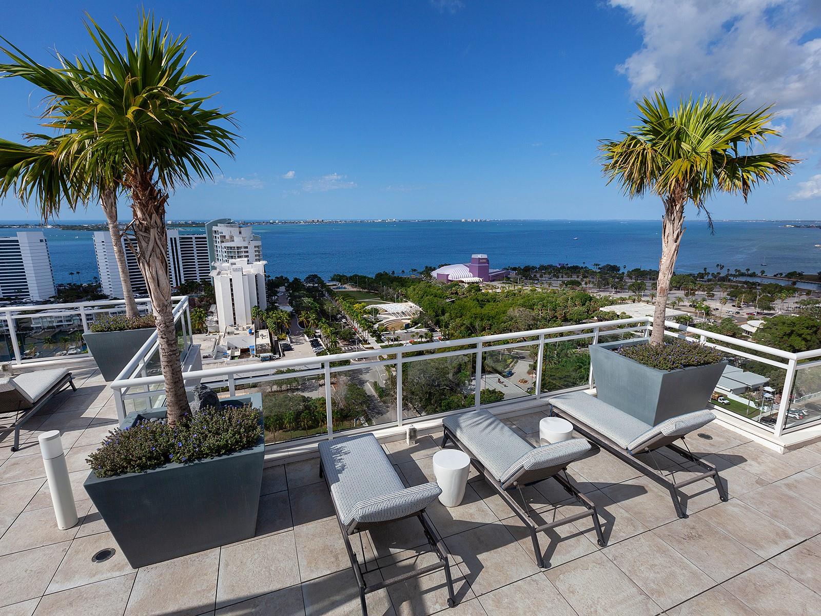 BLVD SARASOTA - Residential