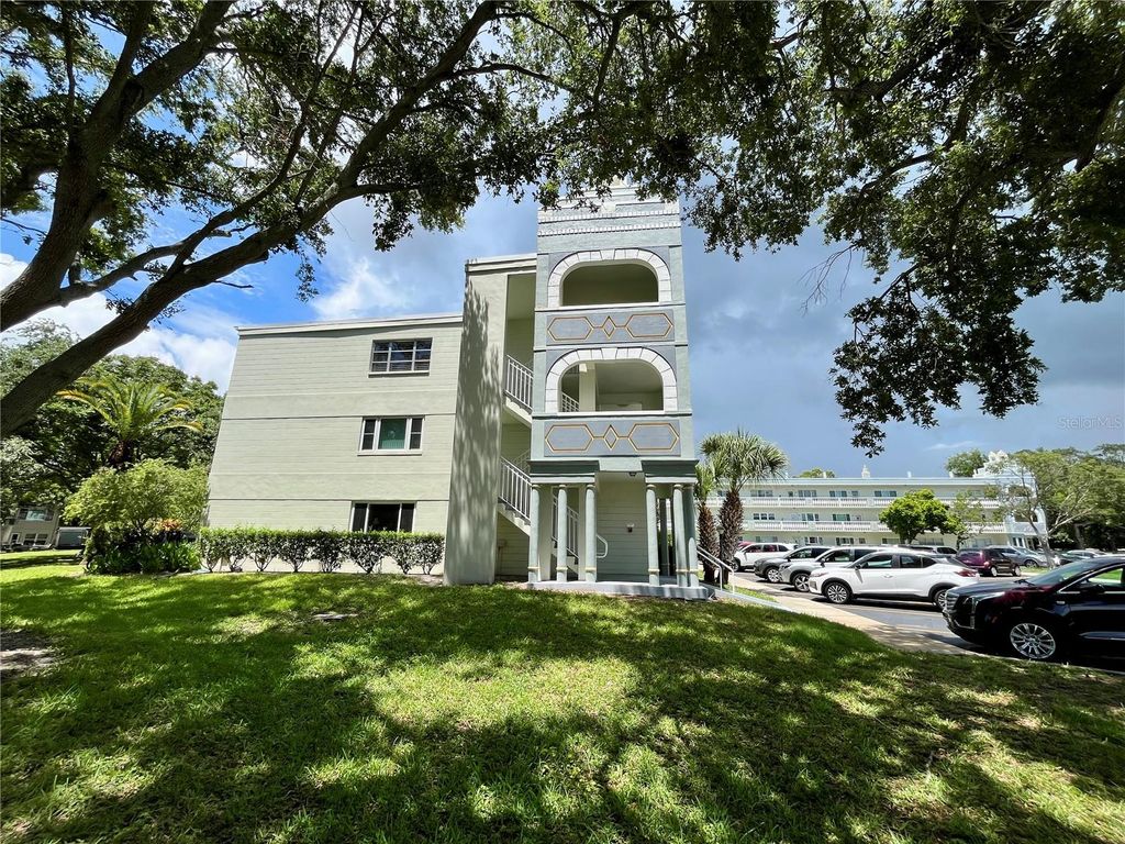 Photo of 2292 Costa Rican Drive #22, Clearwater, FL 33763 (MLS # TB8513078)