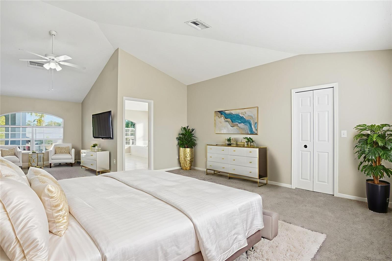 CLUBHOUSE ESTATES AT SUMMERFIE - Residential