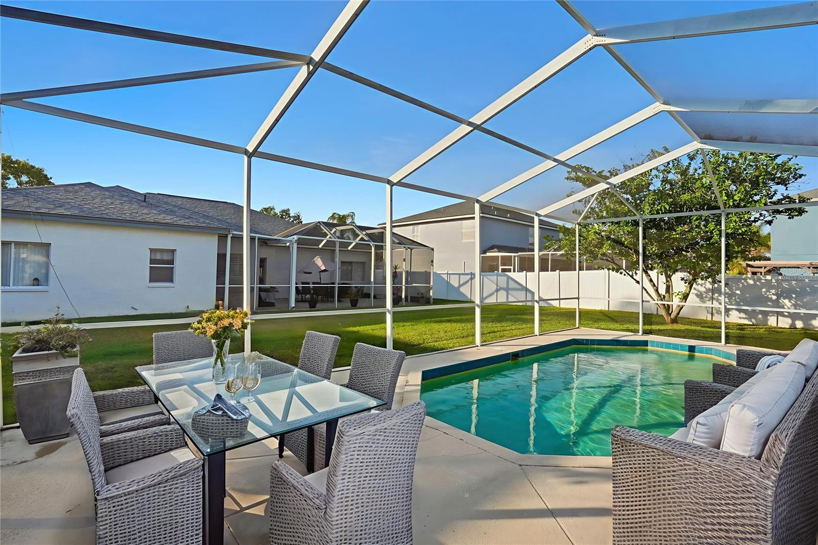 CLUBHOUSE ESTATES AT SUMMERFIE - Residential