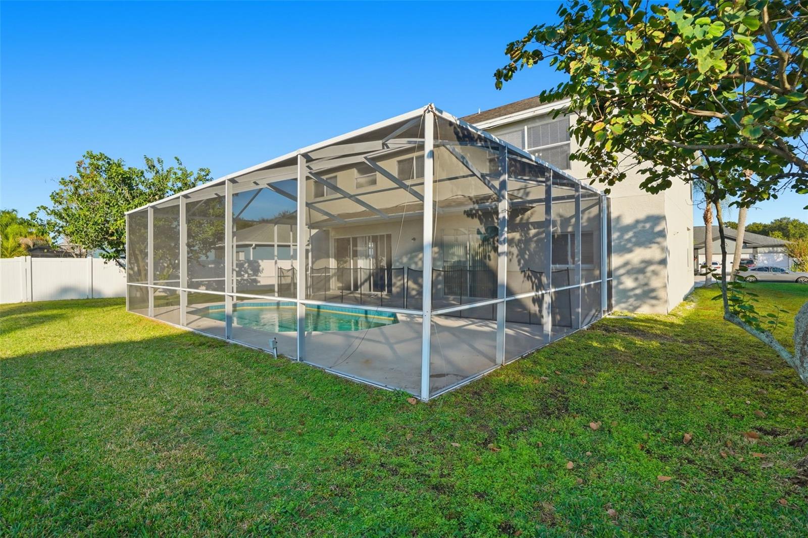 CLUBHOUSE ESTATES AT SUMMERFIE - Residential