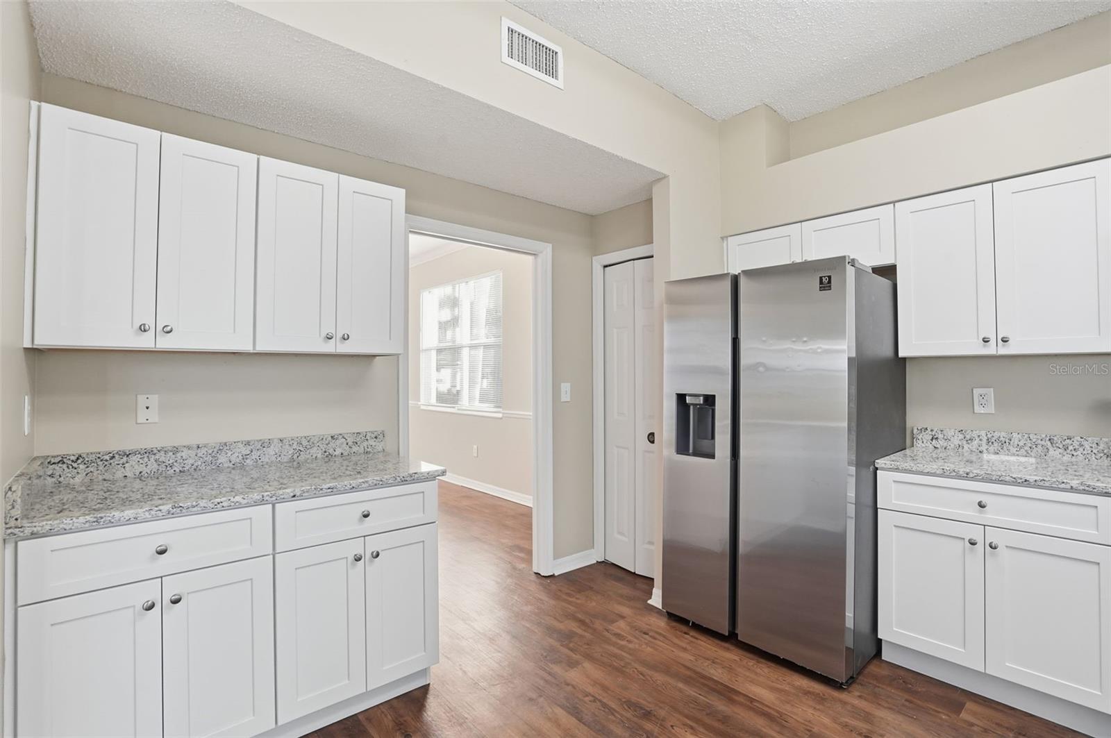 CLUBHOUSE ESTATES AT SUMMERFIE - Residential