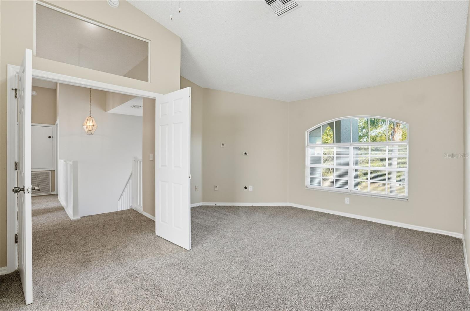 CLUBHOUSE ESTATES AT SUMMERFIE - Residential