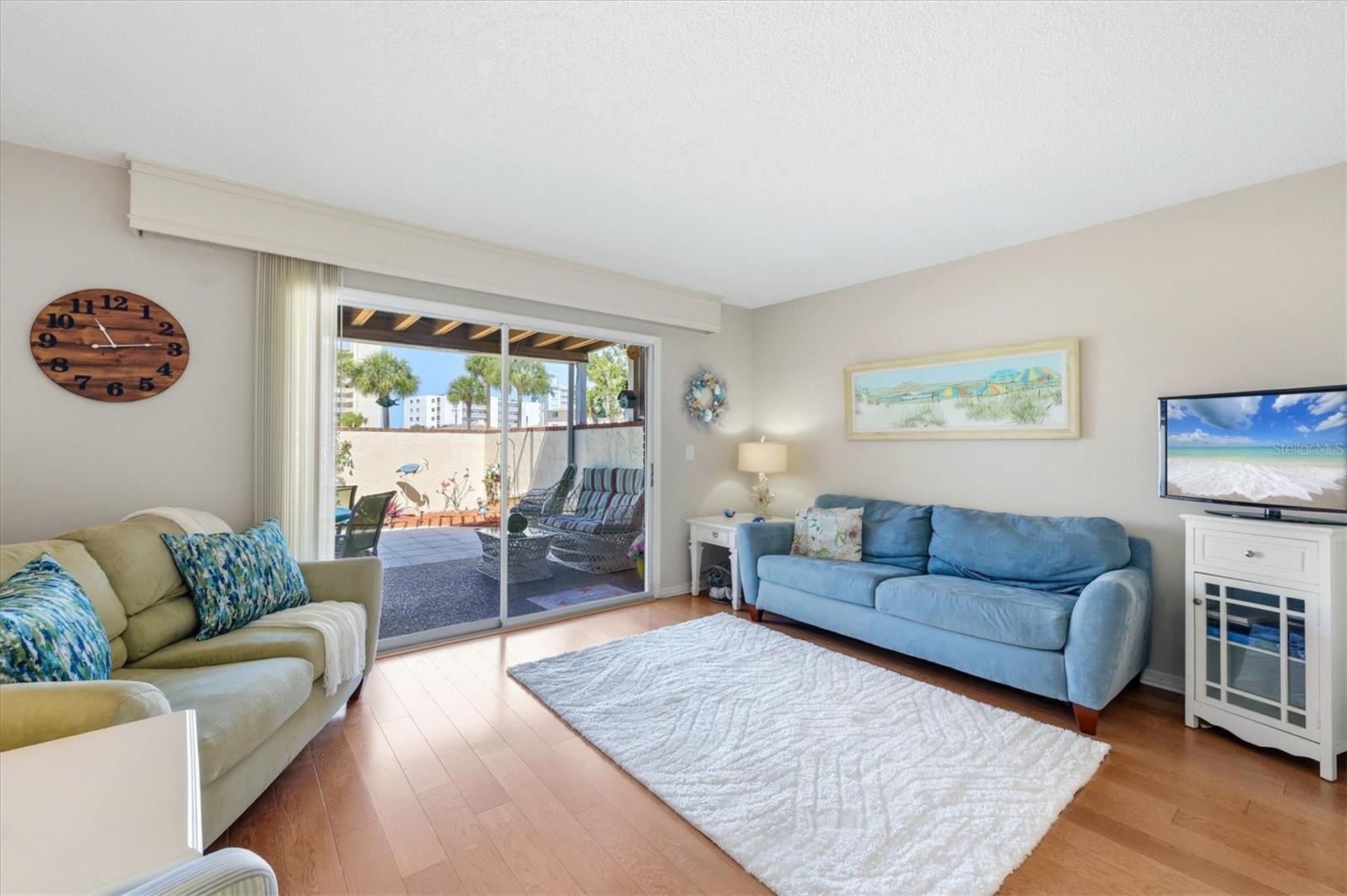 SUTTON PLACE - Residential