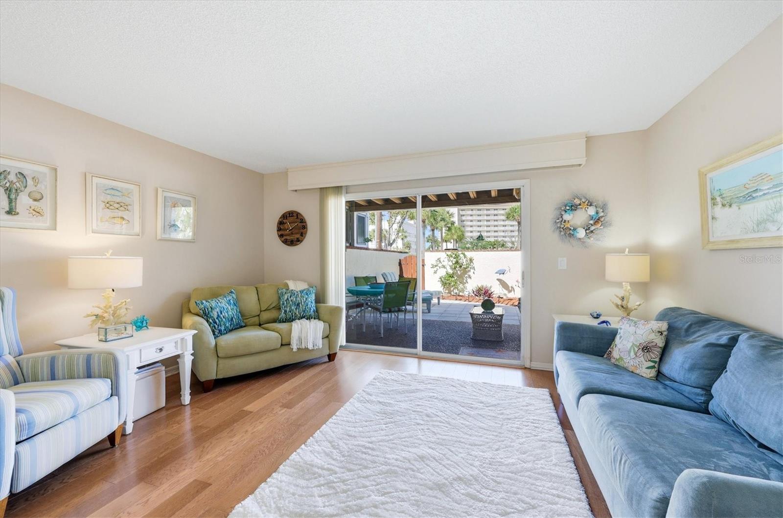 SUTTON PLACE - Residential