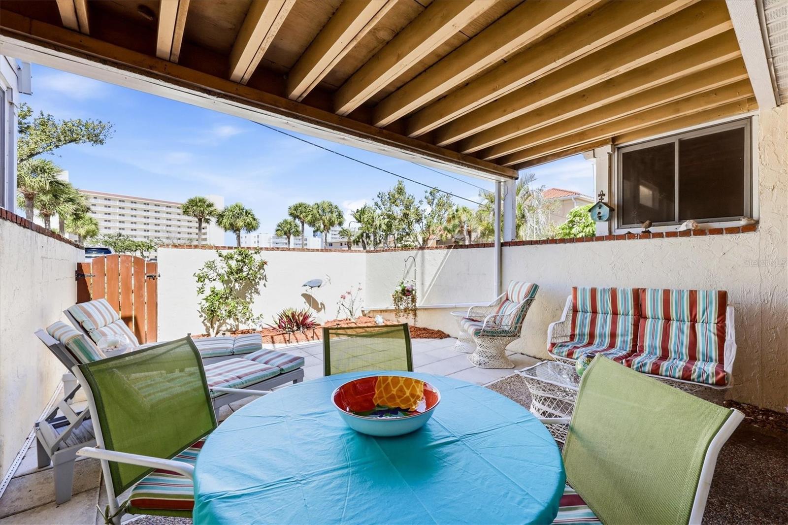 SUTTON PLACE - Residential