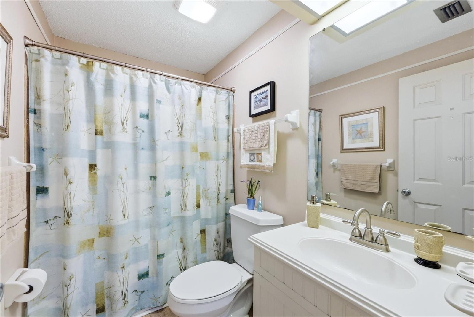 SUTTON PLACE - Residential