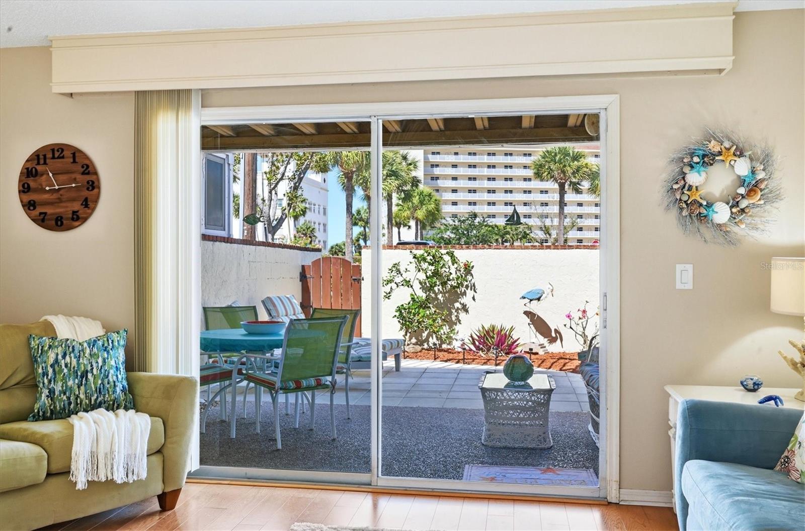 SUTTON PLACE - Residential