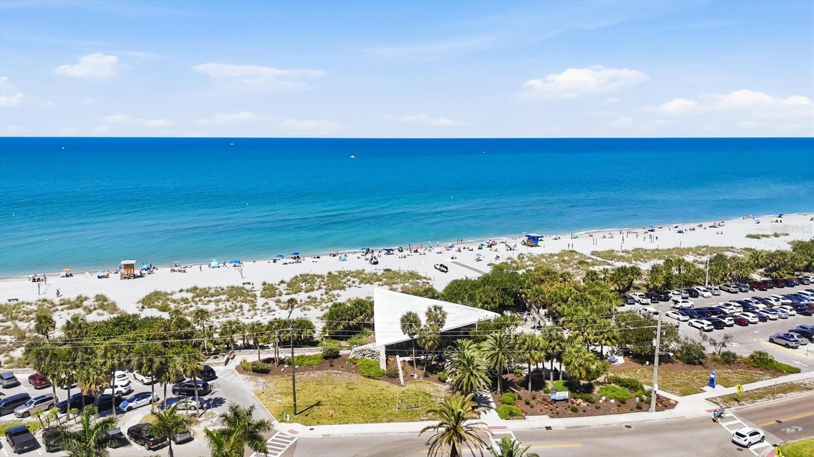 SUTTON PLACE - Residential