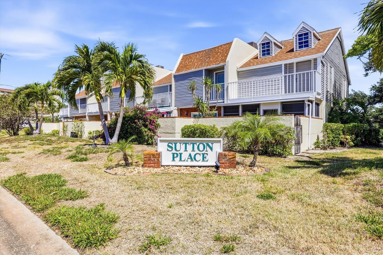 SUTTON PLACE - Residential