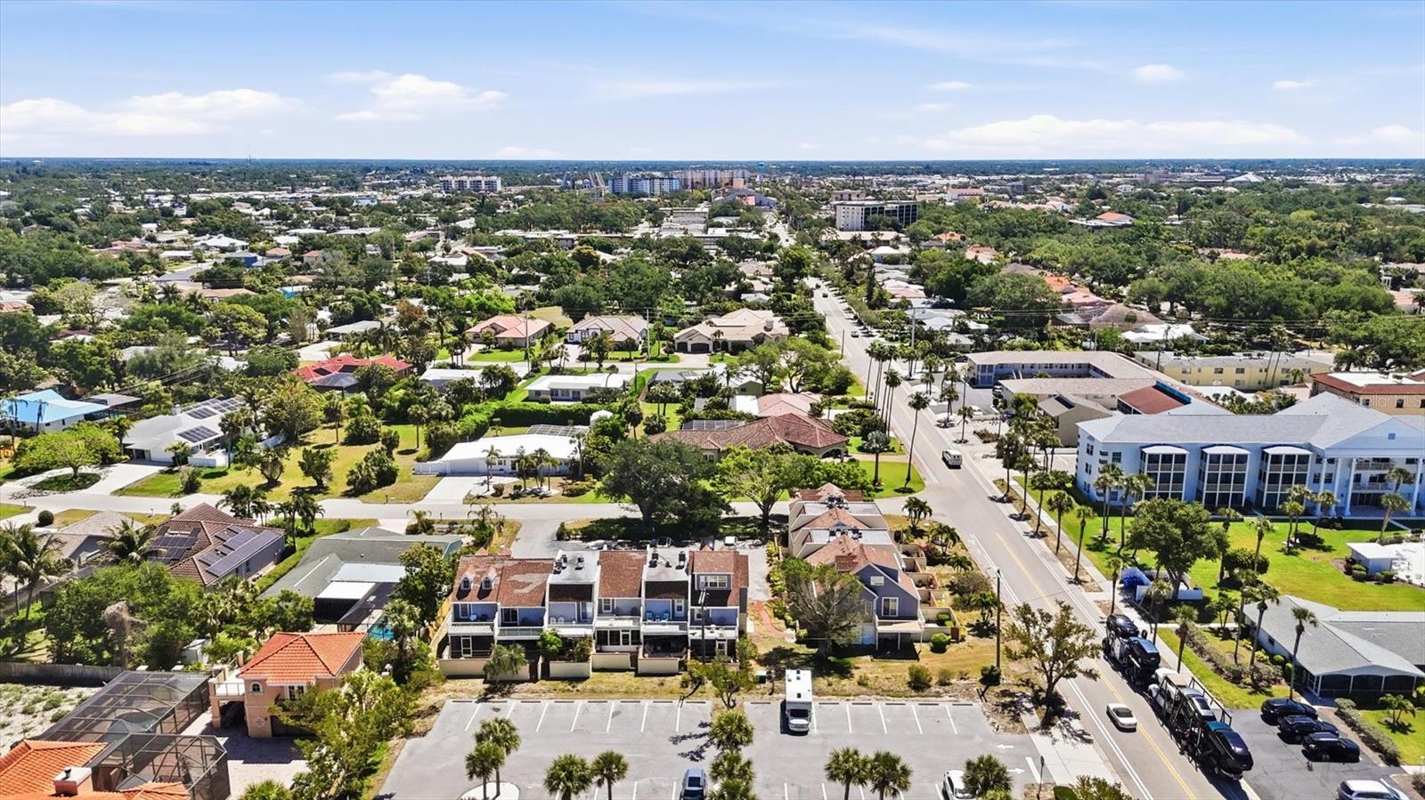 SUTTON PLACE - Residential