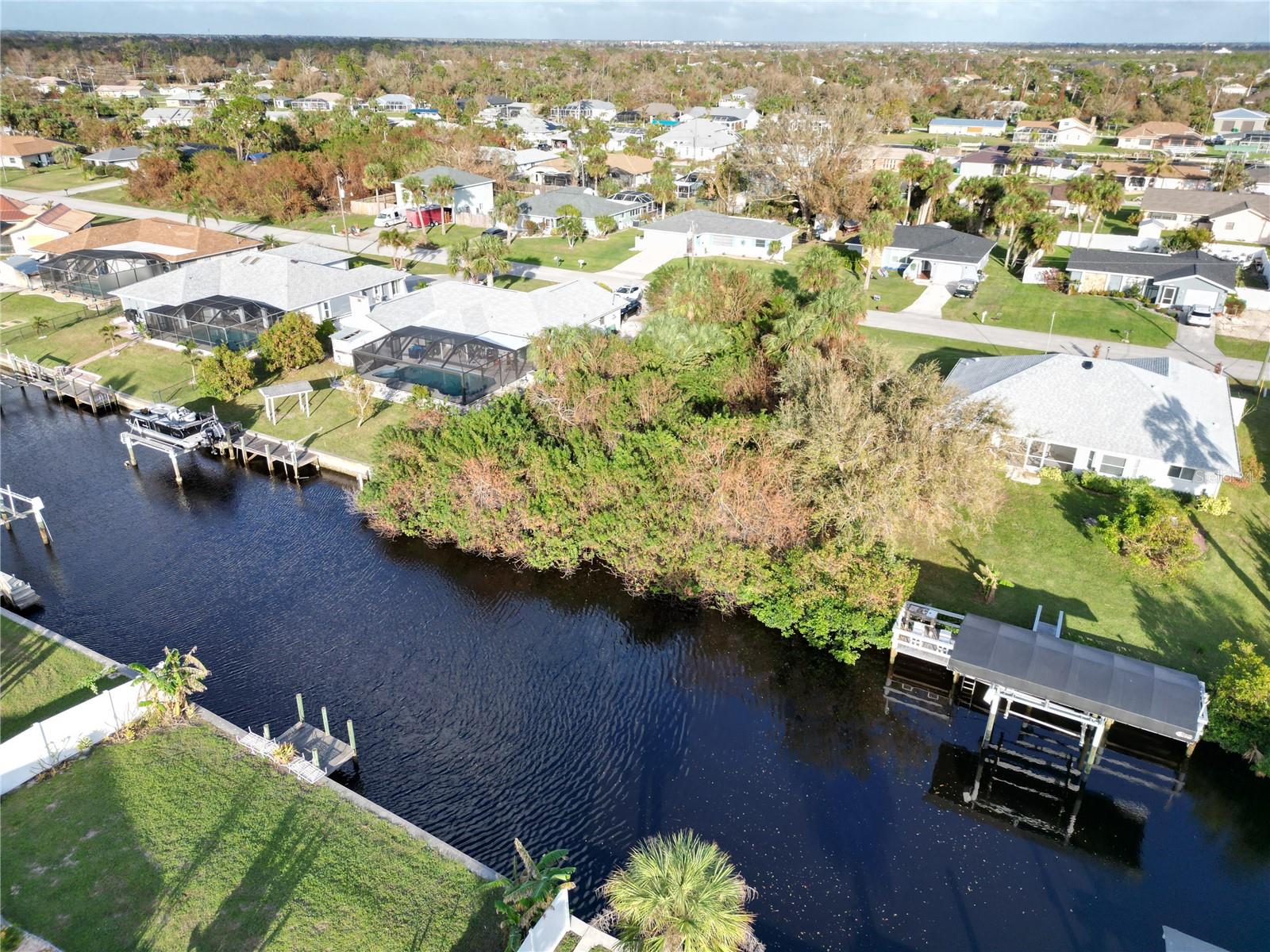 PORT CHARLOTTE SEC 037 - Land