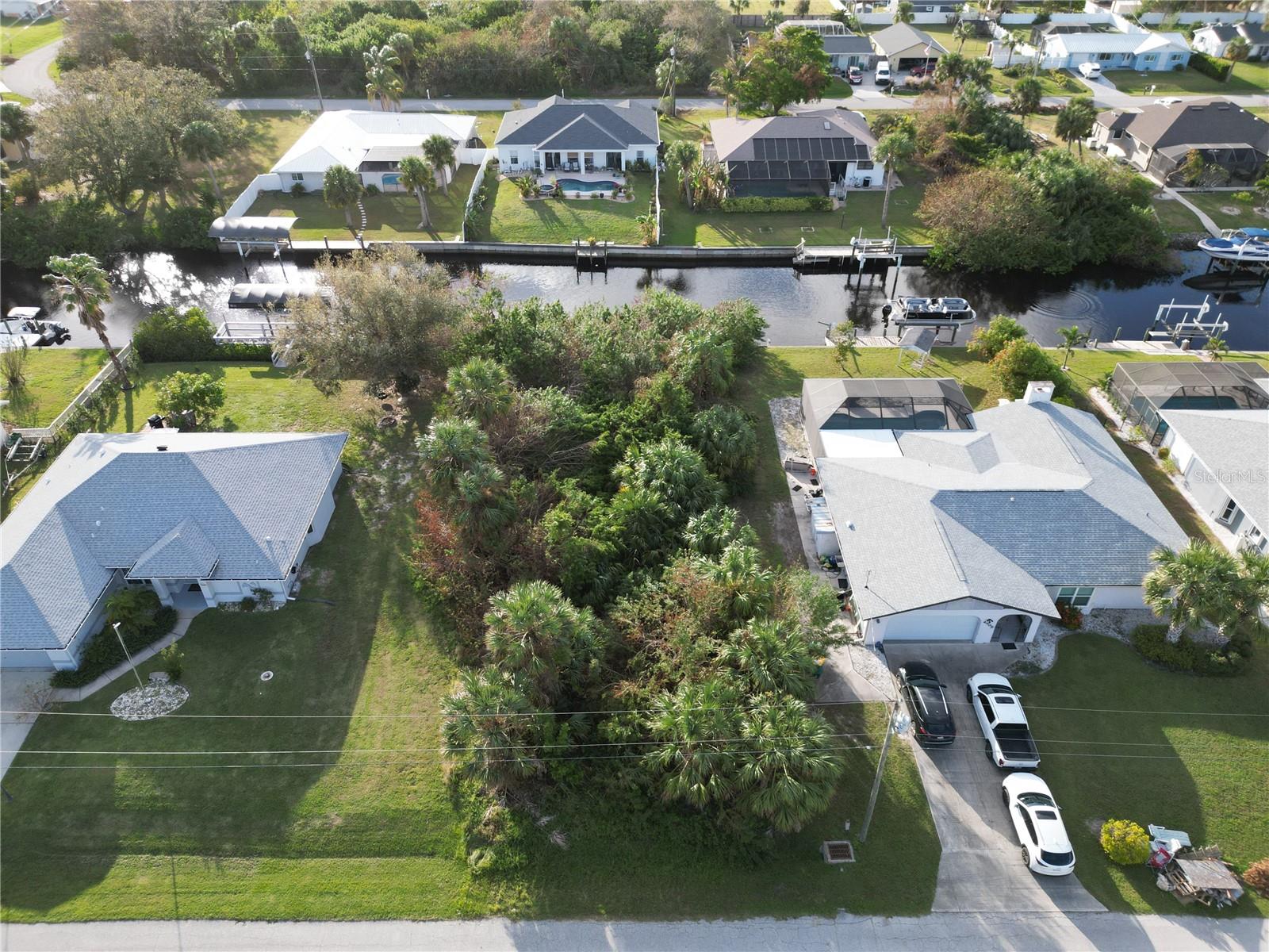 PORT CHARLOTTE SEC 037 - Land