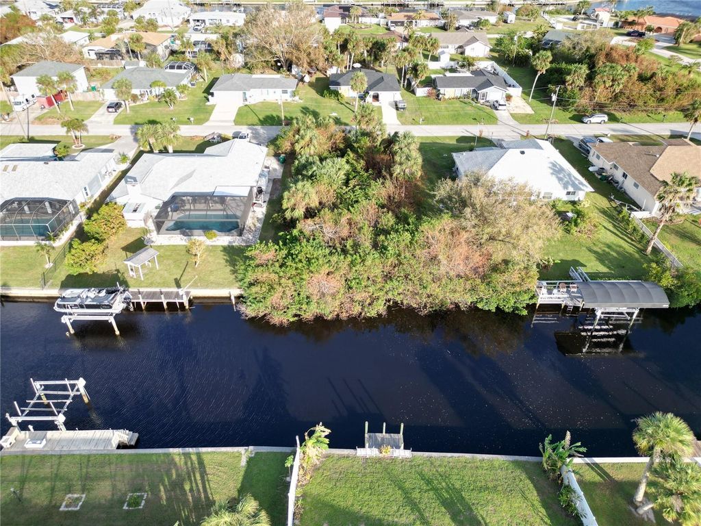 Photo of 4194 Yucatan Circle, Port Charlotte, FL 33948 (MLS # A4673546)