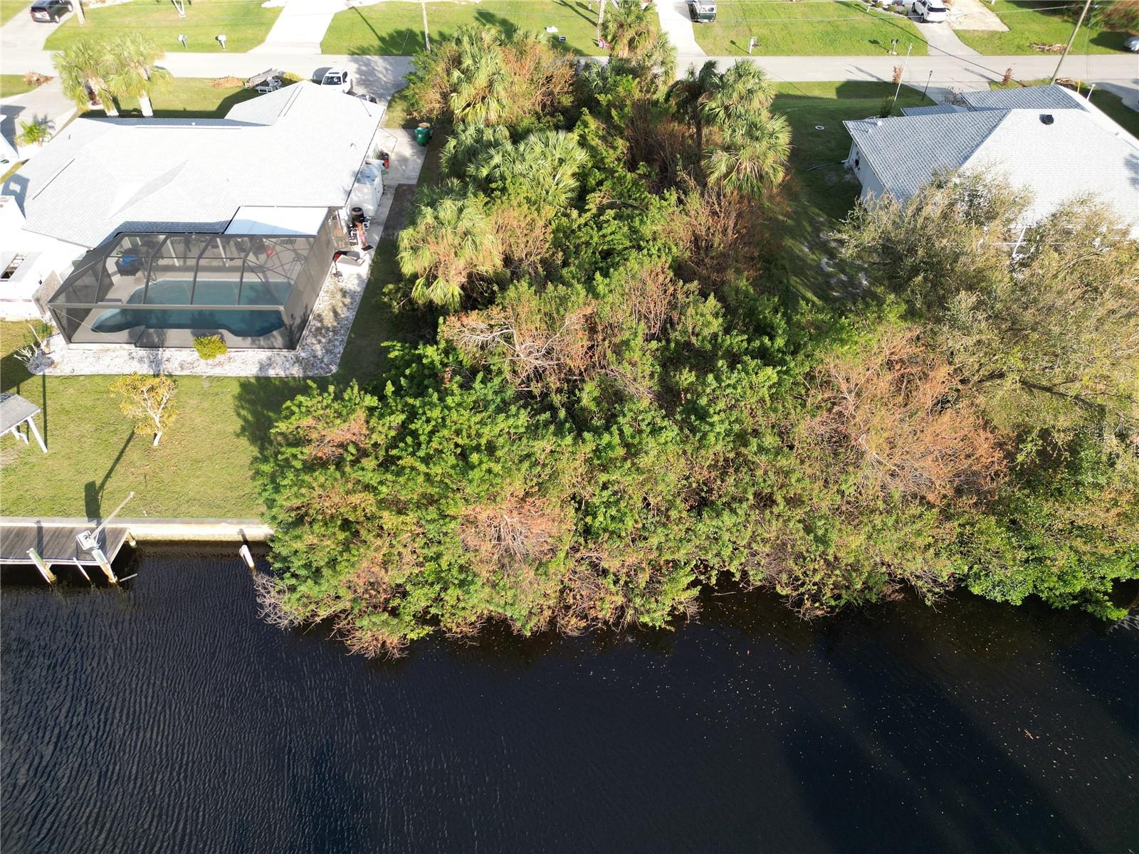 PORT CHARLOTTE SEC 037 - Land