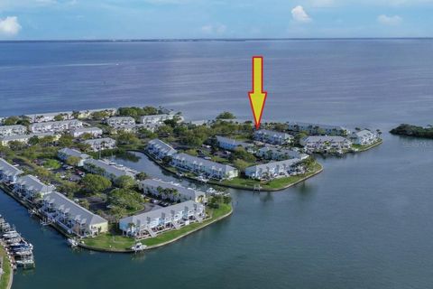 5231 BEACH DRIVE SE A ST PETERSBURG FL 33705