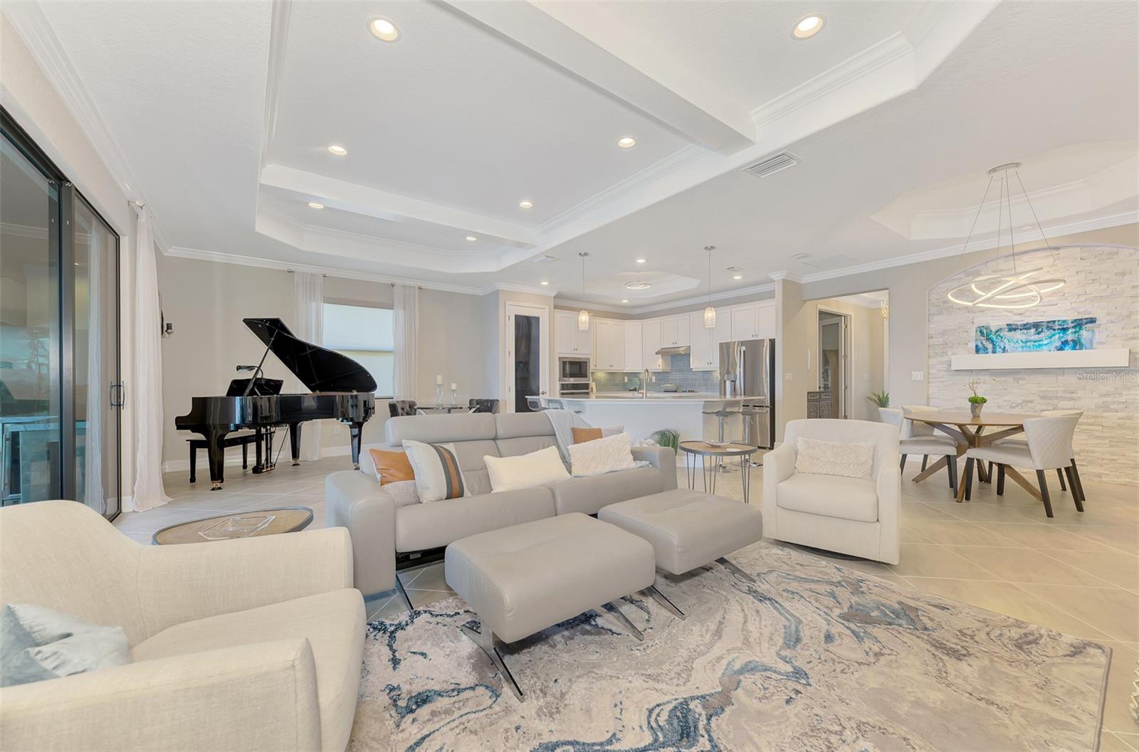 23423 WAVERLY CIRCLE