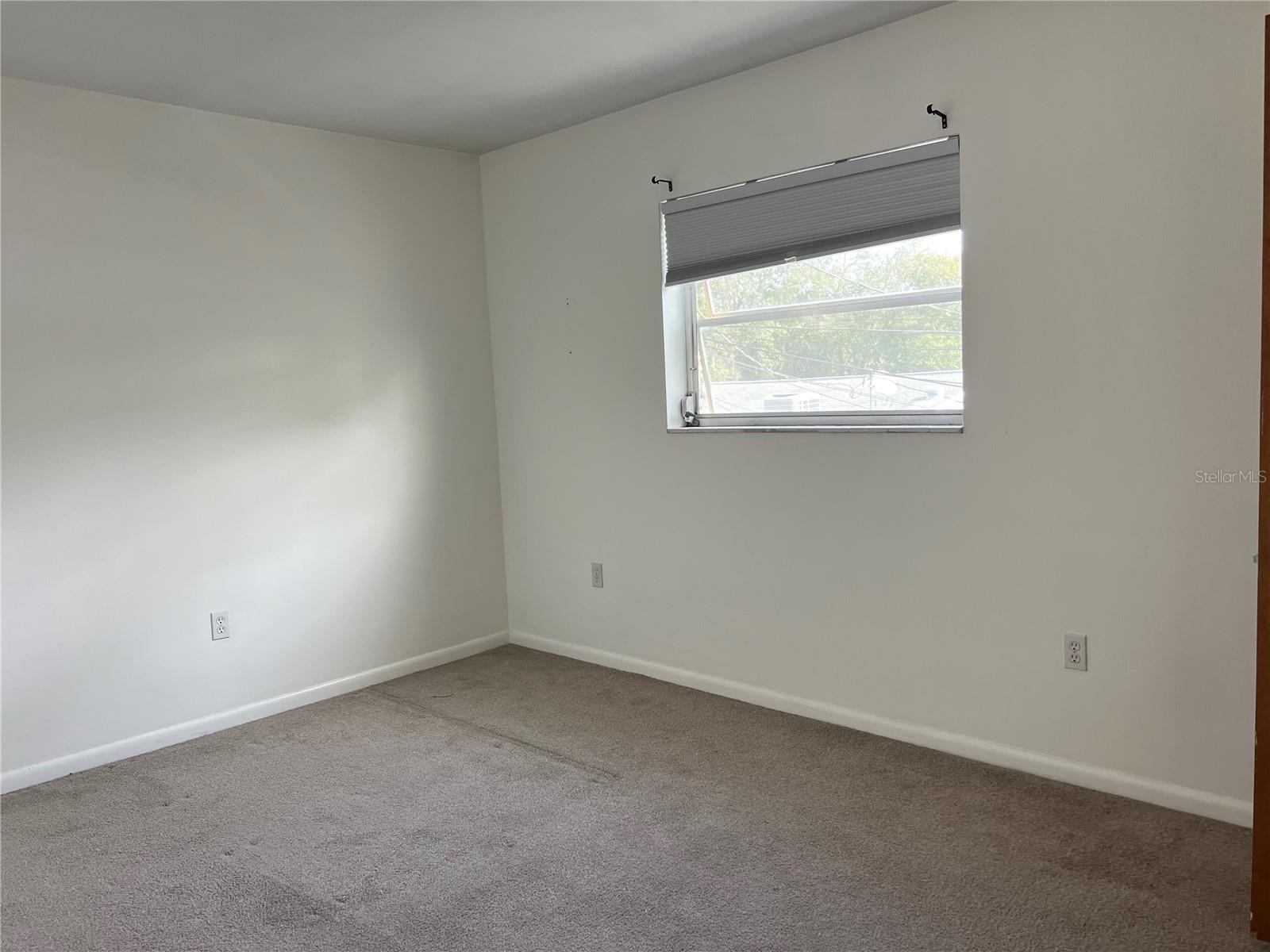 ROGERS DELAND - Residential Lease