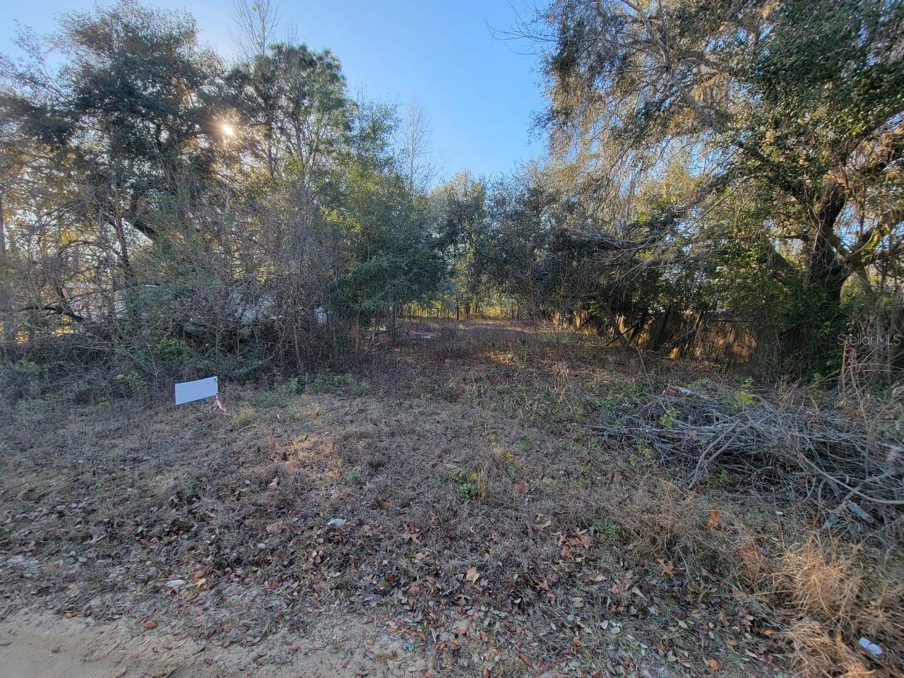 INTERLACHEN LAKES ESTATES - Land