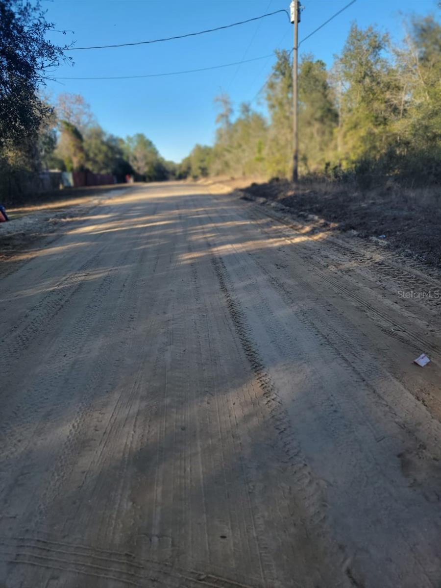 INTERLACHEN LAKES ESTATES - Land