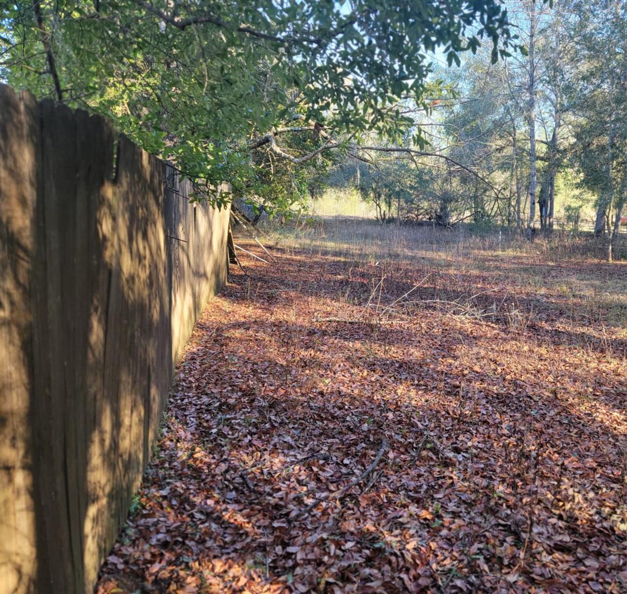 INTERLACHEN LAKES ESTATES - Land